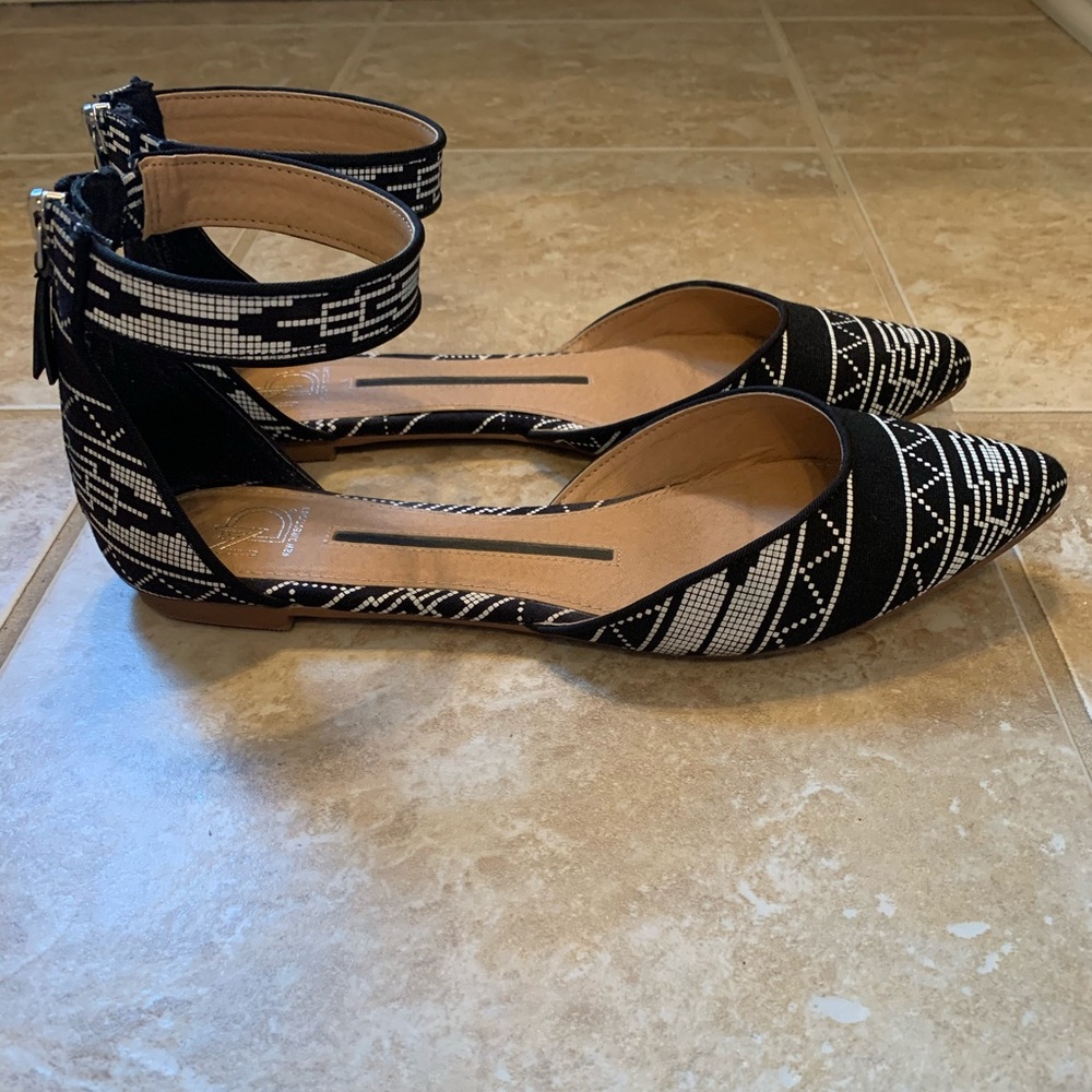 Black and white flats